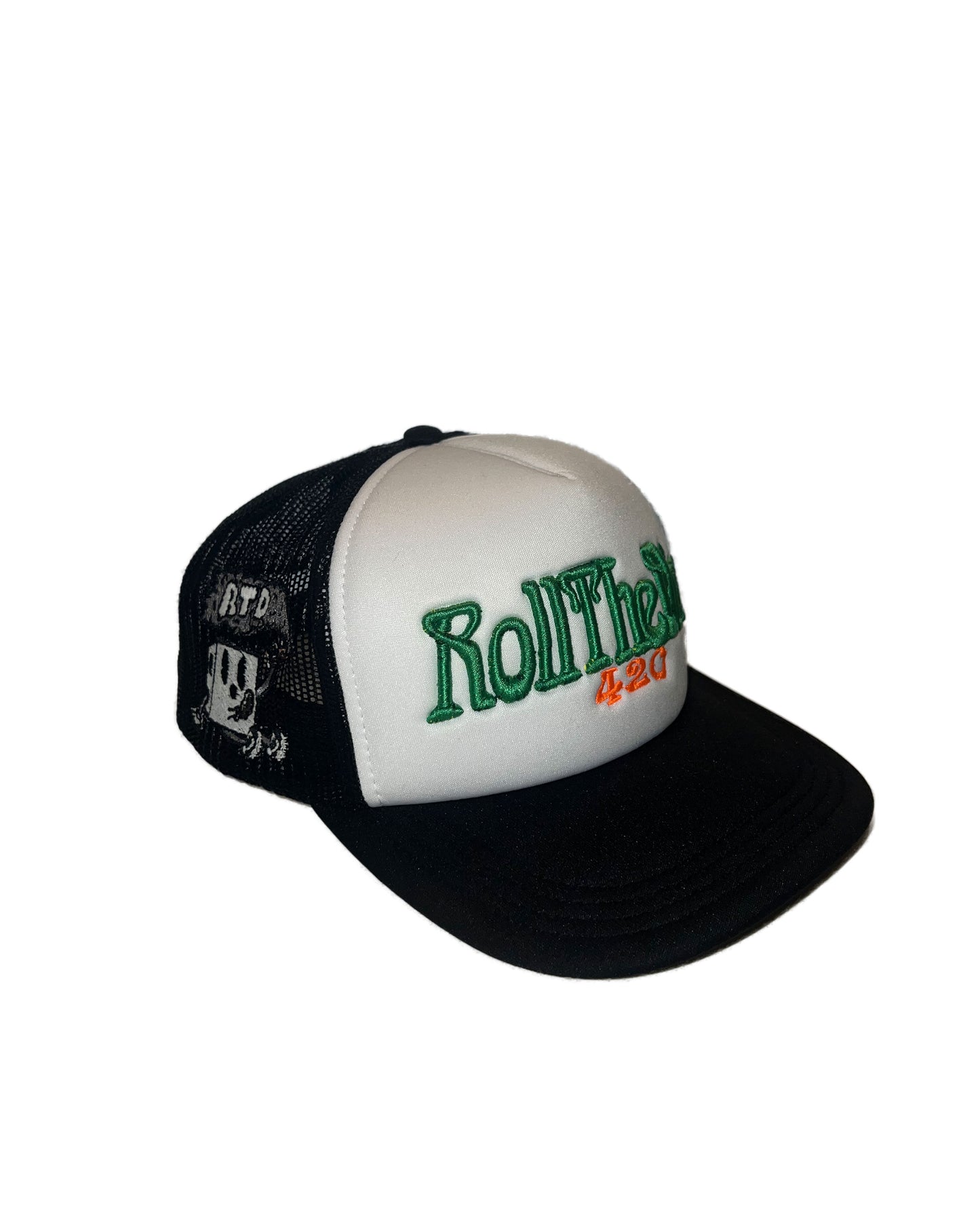 420 FOAM TRUCKER HAT (WHITE/BLACK)